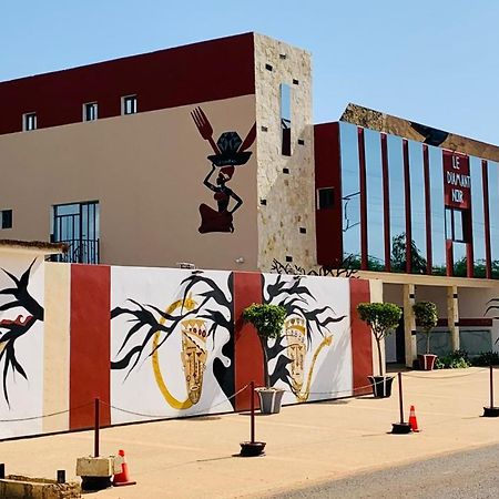 Le Diamant Noir Hotel Nguékokh Exterior foto